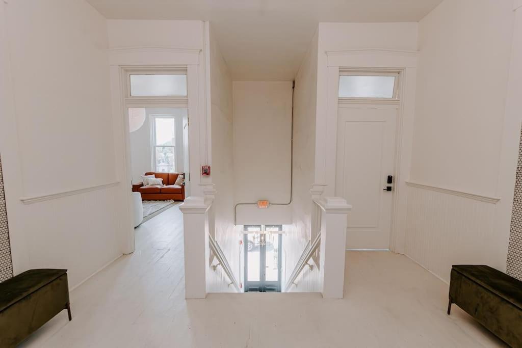 East Main Lofts - Farmhouse 204 Медисън Екстериор снимка