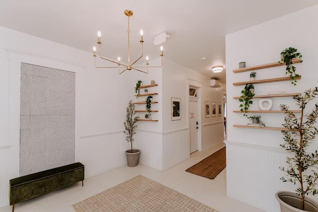East Main Lofts - Farmhouse 204 Медисън Екстериор снимка